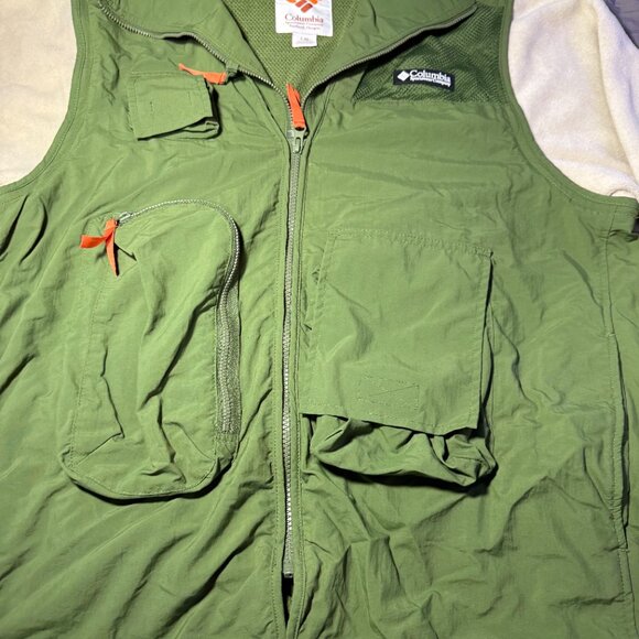 COLUMBIA SKEENA RIVER FLEECE JACKET/VEST (GREEN & WHITE) (L) - Picture 3 of 7